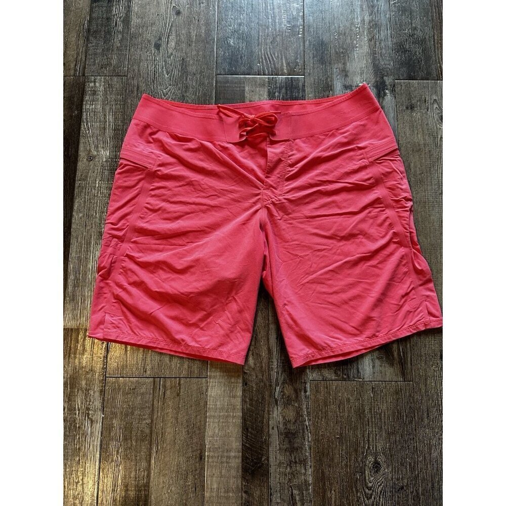 Lululemon Current State Board Short 9" in Light Red Size 34